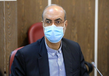 برخی از شهروندان کرونا را شوخی گرفته اند