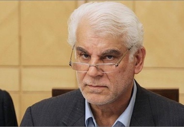 انتظار نداشته باشیم با بنزین ۱۰۰۰ تومانی قاچاق نشود

