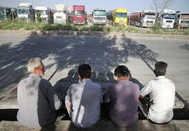 عکس| نحوه فاصله گذاری اجتماعی در یک پایانه بار