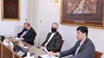 
بررسی ابعاد ترانزیت ریلی در دیدار وزیر امور خارجه و مدیرعامل راه آهن