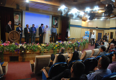 تقدیر از جانبازان و کارگران بندرخرمشهر