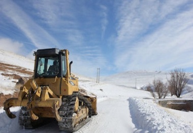 بازگشائی راه ارتباطی ۲۰ روستای شهرستان تبریز در آذربایجان‌شرقی