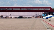 KLM sells KLM Jet Center to Jet Aviation