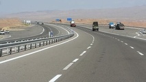 تعریض و بهسازی ۲۷ کیلومتر از کریدور بزرگراهی غرب کشور 