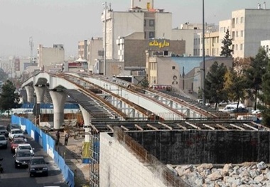 ساماندهی ترافیک بزرگراه ارتش با احداث ۲ پل دوربرگردان