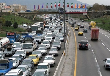 ترافیک سنگین در آزادراه کرج-تهران