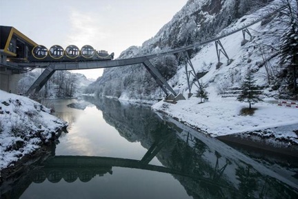 switzerland-funicular-railway_85d16308-e19f-11e7-814a-000c05070a4c