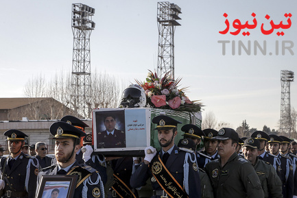 ورود پیکر خلبان شهید رحمانی به تهران
