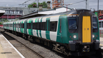 UK: East West Rail Details Electrification Plans