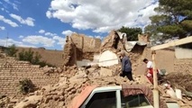 صادق:  وزارت راه آماده رفع خسارت به راه ها و خانه ها در خوزستان است

