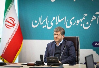 زمین گیر بودن ۴۰ درصد لکوموتیوهای کشور/تهاتر نفت برای افزایش ظرفیت حمل و نقل ریلی