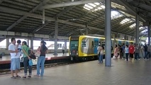 Philippines approves expanded Manila metro project 