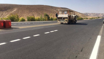  اصلاح شانه راه، آسفالت ریزی و روشنایی تقاطع های شهرستان مرزی اصلاندوز 