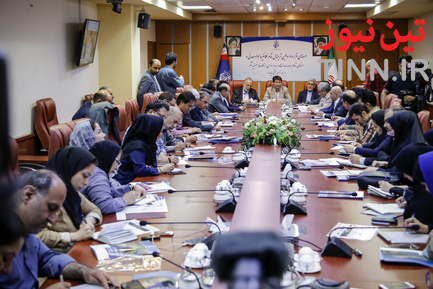 امضای قرارداد ترمینال تمام‌مکانیزه مواد معدنی در سازمان بنادر