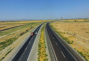 بهره برداری از ۷۲ کیلومتر بزرگراه و راه اصلی در شمال سیستان و بلوچستان طی دولت چهاردهم 