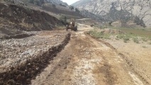مسیر چاله – اکبرآباد توسط جهادگران بسیج سازندگی استان قزوین بهسازی می شود
