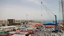 
تخلیه و بارگیری بیش از ۱۸۳ هزار تن کالا‌ی غیر نفتی در بندر شهید باهنر
