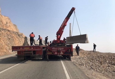 ایمن‌ سازی ۱۳۷ کیلومتر روشنایی و گاردریل در جاده‌ های سمنان برای سفر زائران