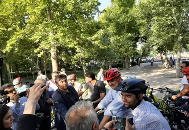 آذری جهرمی به پویش سه‌شنبه‌های بدون خودرو پیوست