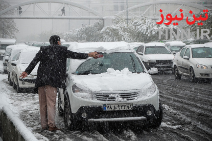 بارش اولین برف پاییزی در تهران