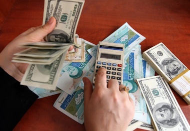 
قیمت دلار و پوند افزایش یافت