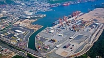 Baltic index inches lower on weak demand for panamax, smaller vessels