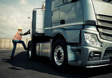 IRU champions road transport excellence in Eurasia