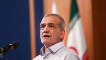 پزشکیان: من اهل دعوا نیستم اما به هیچ وجه نیز زیر بار زور نمی روم