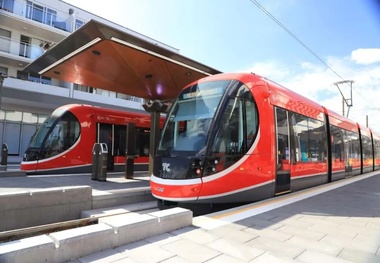 Approval for DLR Thamesmead Extension Anticipated in UK Budget Statement