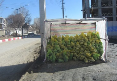 ذخیره سازی ۴۰۰۰ تن شن و نمک برای شرایط جوی در نهاوند