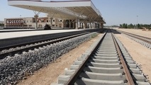 بهره برداری رسمی نیروگاه خورشیدی ۵۰ کیلوواتی در ایستگاه راه آهن یزد