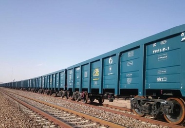 رشد ۱۶۰ درصدی بارگیری در راه آهن اراک