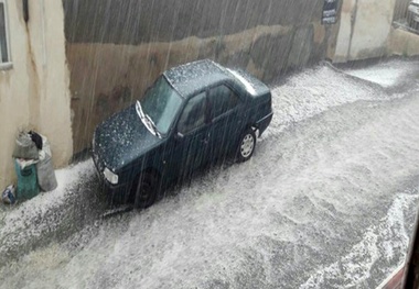جاده‌های استان فارس لغزنده است