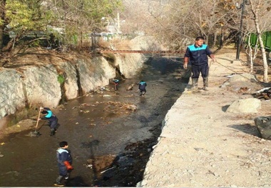 لایروبی و پاک‌سازی  مسیل اوین درکه 

