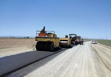آسفالت ۱۰۵ کیلومتر راه روستایی استان کرمان در سال ۱۴۰۲ 