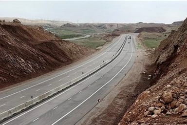 آغاز چهاربانده کردن بخشی از محور سمنان - فیروزکوه با ۲ پیمانکار جدید