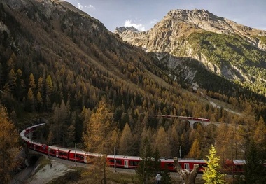Why Passenger Rail Needs to Adopt Decentralised Digital Identity Technology