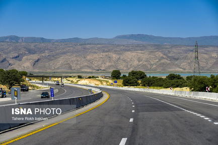 گزارش تصویری آزادراه شیراز اصفهان  (7)