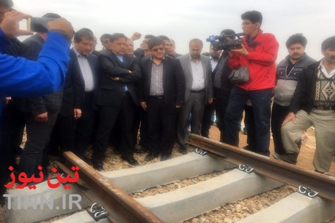 ◄ بازدید وزیر از ریل‌گذاری راه‌آهن تهران- همدان