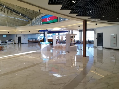 گزارش تصویری بازدید وزیر راه و شهرسازی از فرودگاه زنگیلان (5)