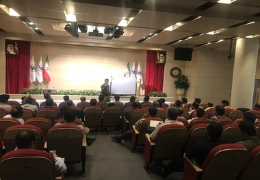 دوره آموزشی آیین نامه راهور برای 105 آتش نشان فرودگاهی