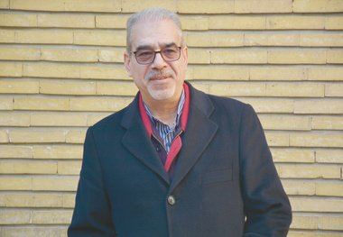خیلی‌دور، خیلی نزدیک
