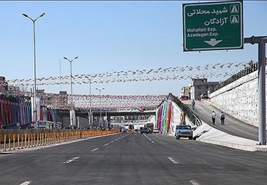 
بزرگراه امام علی(ع) عبور و مرور بیش از ۳۰۰ هزار گردشگر را تسهیل می‌کند 