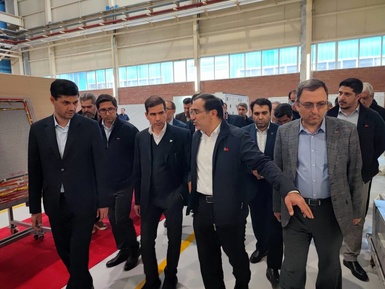 رونمایی از لوکوموتیو مپ ۳۰ در کارخانه مپنالوکوموتیو 