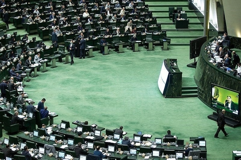 مخالفت با دخالت نمایندگان مجلس در انتصابات اجرایی/ درخواست از نمایندگان برای باقی ماندن در نقش قانون گذار و نظارت کننده 