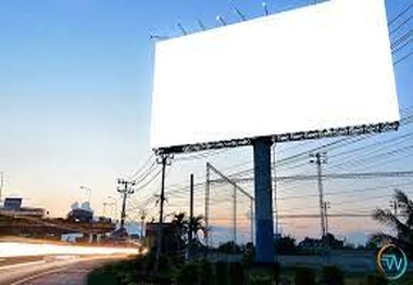 تابلوهای غیرمجاز در محورهای زنجان جمع آوری شد