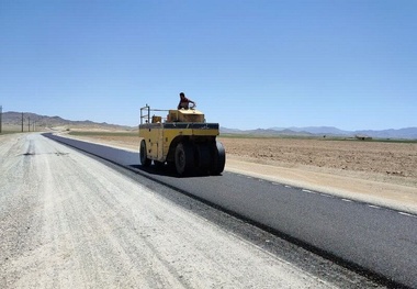 افتتاح ۹۵ کیلومتر احداث و بهسازی راه روستایی در خراسان جنوبی 