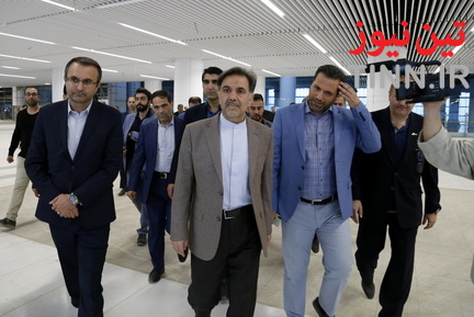 بازدید وزیر راه و شهرسازی از روند تکمیل ترمینال سلام شهر فرودگاهی امام(ره)
