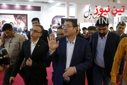 بازدید وزیر صنعت، معدن و تجارت از هفتمین نمایشگاه ریلی