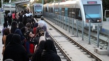 روزانه ۱۰۰۰ تا ۱۲۰۰ مسافر در خط دو جابه‌جا می‌شوند